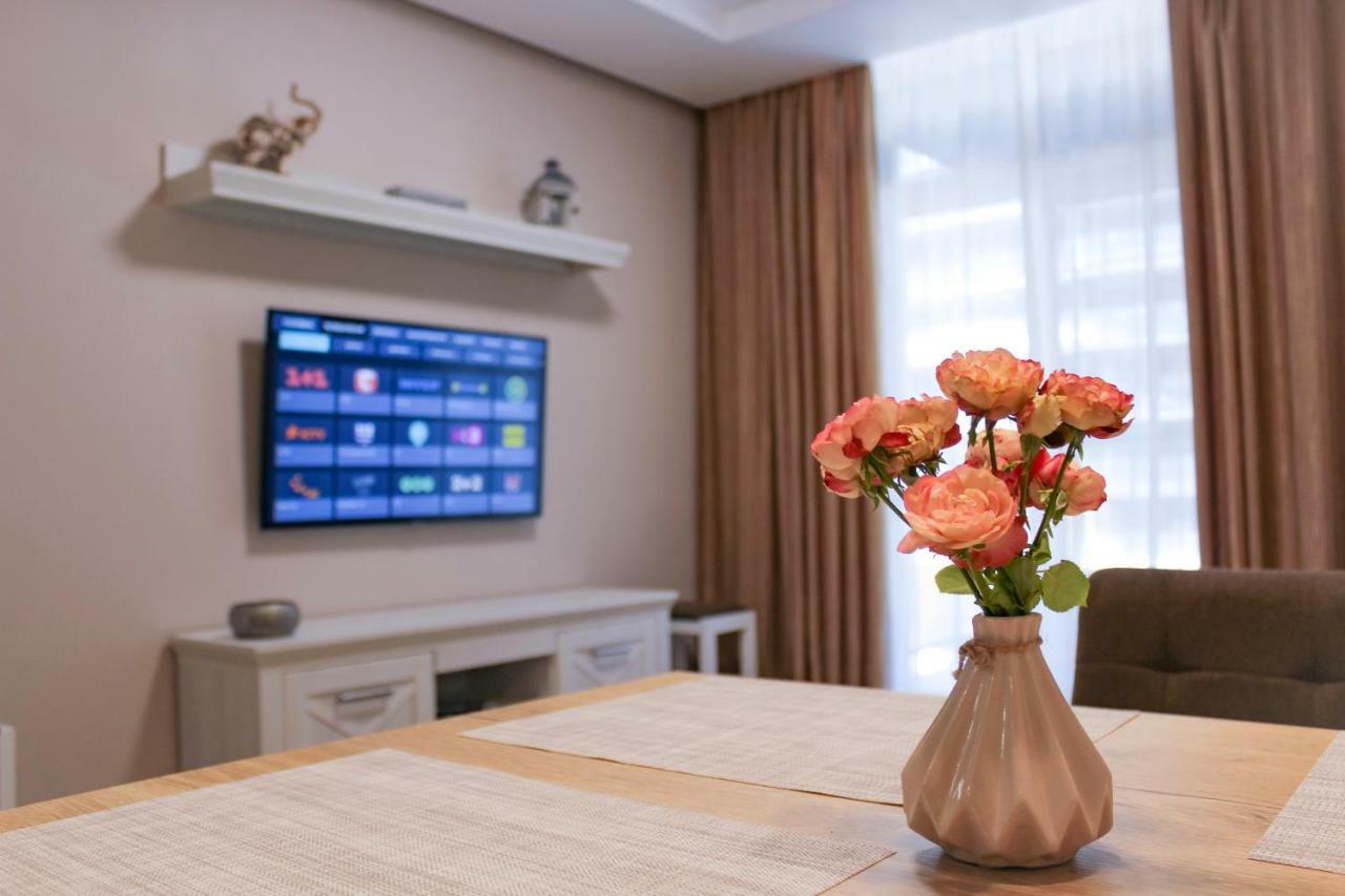 New Chornovola Apartment Lviv Kültér fotó